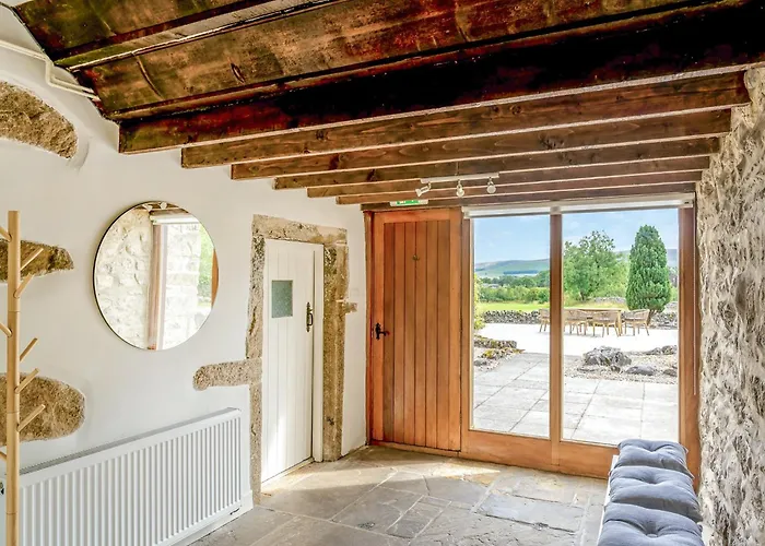 Long Ashes Park Threshfield